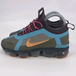 NIKE AIR VAPORMAX SNEAKERS WOMENS SIZE 7.5 OLIVE GREEN PINK TEAL 2019 UTILITY